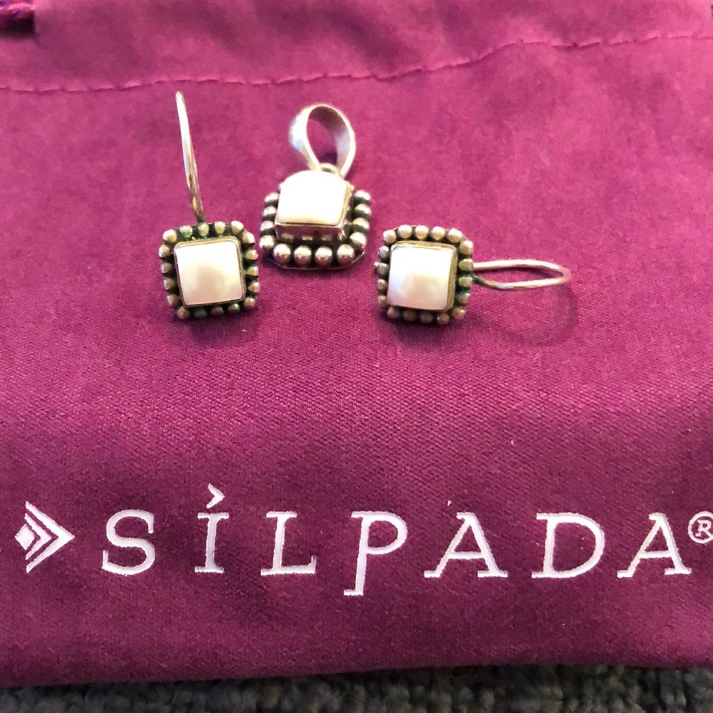 Earrings and pendant set